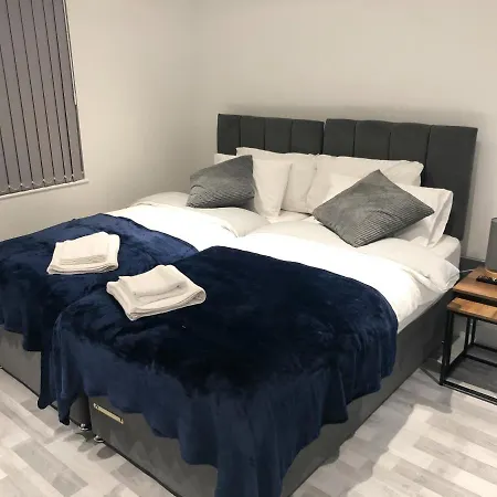 Apartament 10min To - Free Parking - Private - Contractor Friendly *