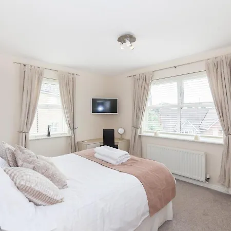 Daire The Sanctuary, Whitefield *