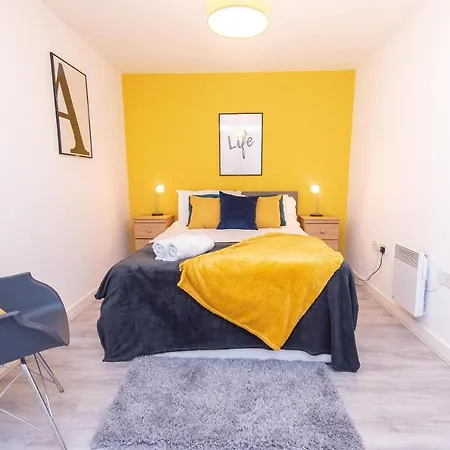 Stunning City Centre Free Parking Manchester