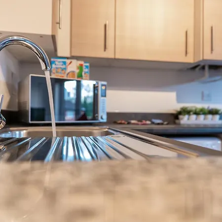 Perfect Apartment Near Manchester City Centre And Salford Uni *