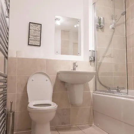 Perfect Apartment Near Manchester City Centre And Salford Uni * Манчестер