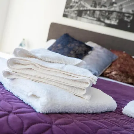 Perfect Apartment Near Manchester City Centre And Salford Uni *
