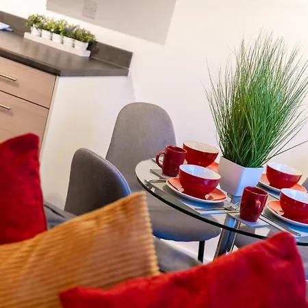 Perfect Apartment Near Manchester City Centre And Salford Uni Манчестер