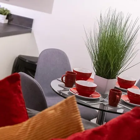 Perfect Apartment Near Manchester City Centre And Salford Uni * Манчестер