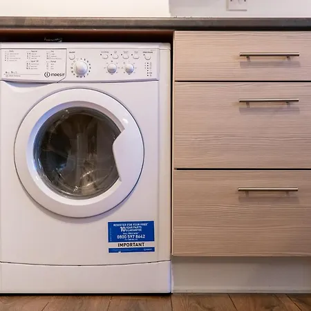 Perfect Apartment Near Manchester City Centre And Salford Uni Апартаменты