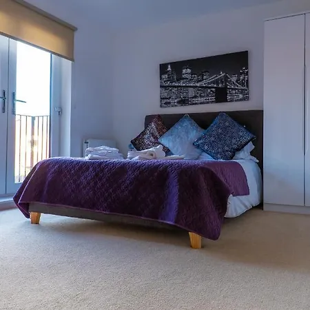 Апартаменты Perfect Apartment Near Manchester City Centre And Salford Uni Манчестер