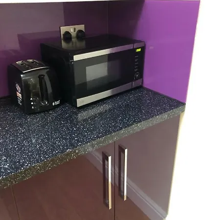 Big Rusholme With Tv And Private Bathroom-parking&wifi * مانشستر