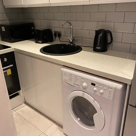 Lux City Serviced *