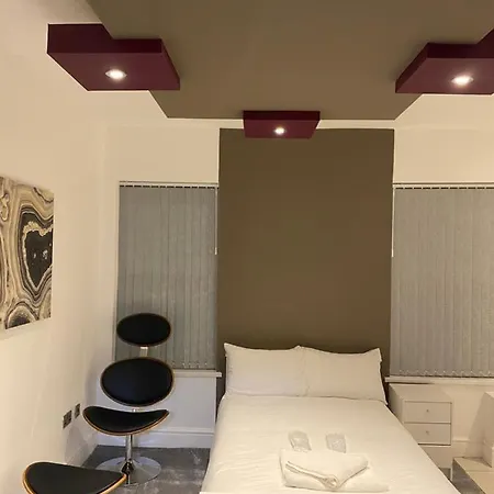 Lux City Serviced