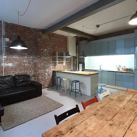 Mason Street Sleeps 16 Διαμέρισμα Μάντσεστερ