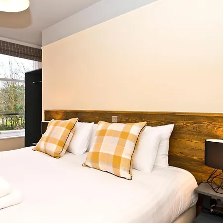 Bowling Inn 4*