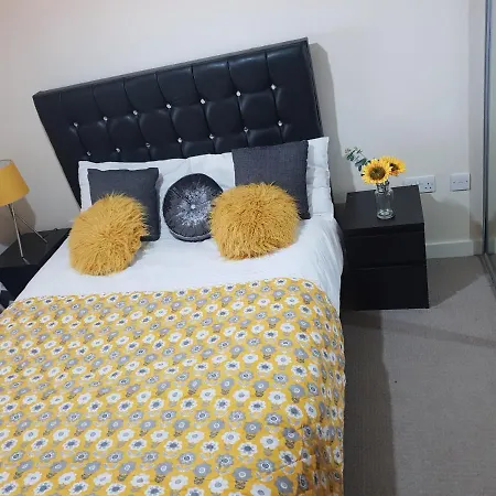 Bambz Luxury Aparment *
