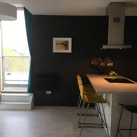 Apartment City Centre Modern 3bed 2bath Penthouse Northern Quarter, Sleeps 10 *