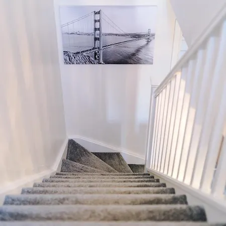 Bright&modern Contractor House By Niji Short Ferienhaus