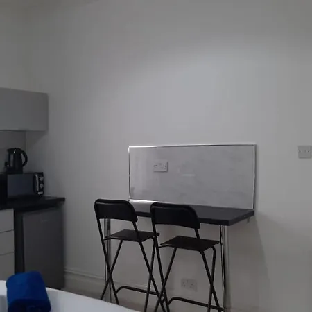 Regency 2* Manchester