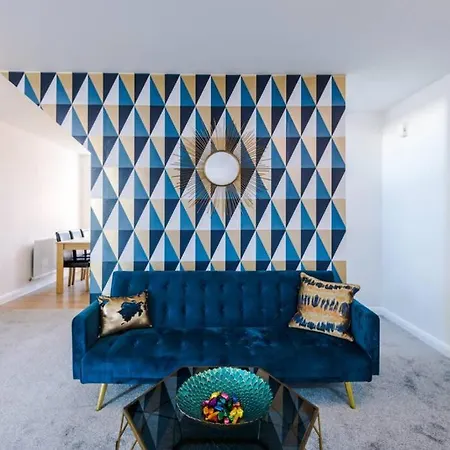 3 Bedroom House Hosted By Mcr Dens شقة مانشستر
