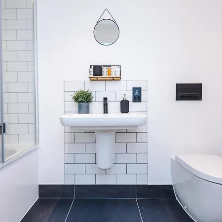 Hilltop Serviced - Piccadilly Apartament Manchester