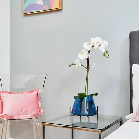 The Exquisite Abode Of - Parking Apartment