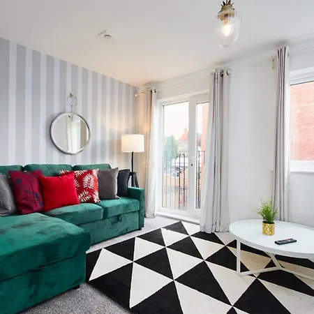 The Exquisite Abode - Parking Villa Manchester