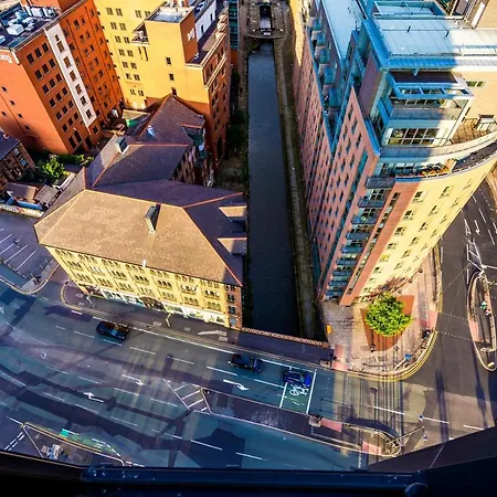 Hilltop Serviced - Deansgate Apartamento Manchester