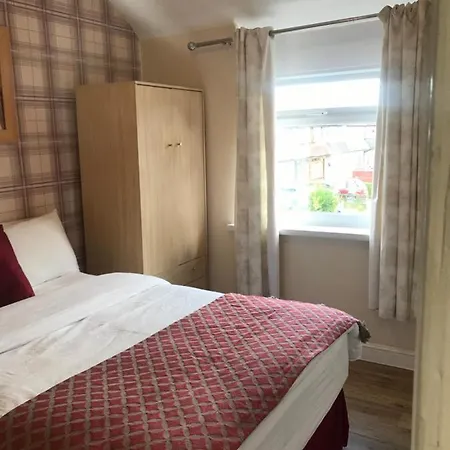 Rosewood Lodgings Special Offer For Student On Long * Manchester