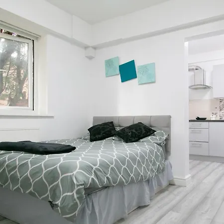 Cheetham Hills Apartment