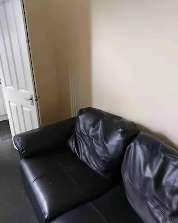 Bright And Spacious Double Room-1 Homestay Manchester