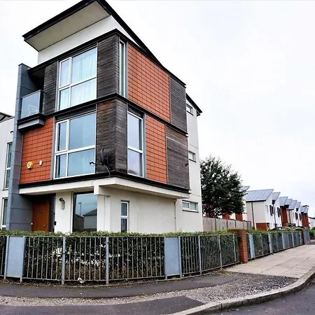 Boutique Townhouse Holiday home *