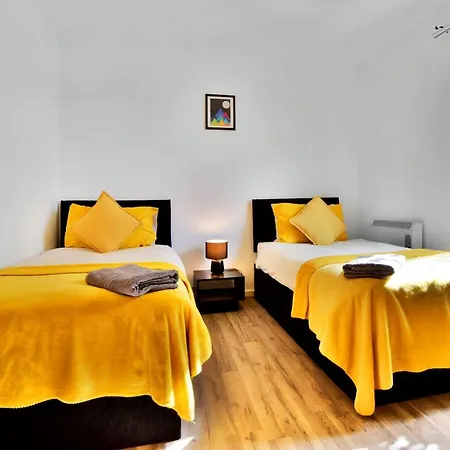 Budget Friendly With Twin Beds & Parking Apartment