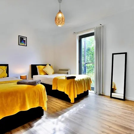 Budget Friendly With Twin Beds & Parking