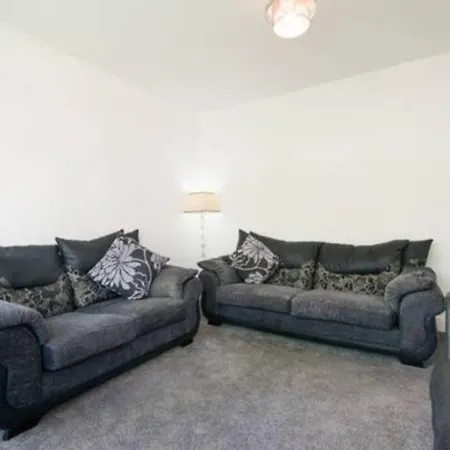 4 Bedroom House Next To City Centre * Manchester