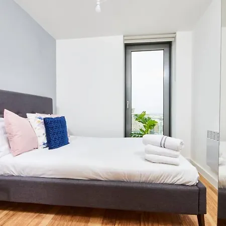 The Exquisite Abode Of - Parking * Manchester