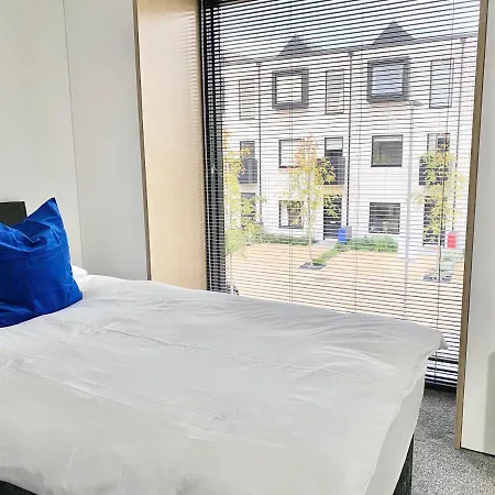 Large Townhouse 5 Beds With Two Parking Spaces - Centre *