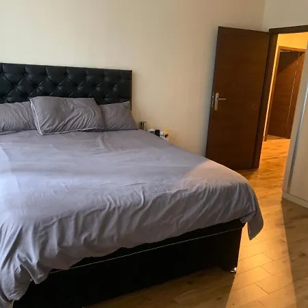 Luxury מנצ'סטר