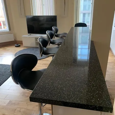 Oxford Place Apartment