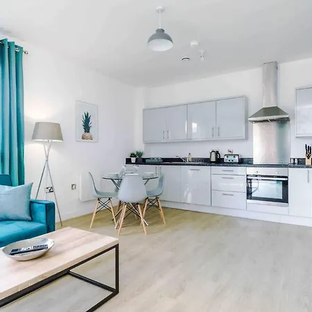 Apartman 2 Bedroom Hosted By Mcr Dens *