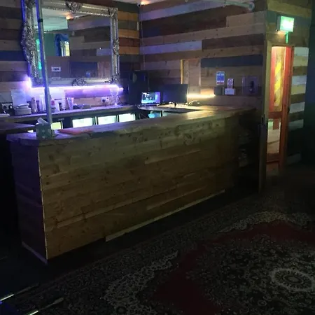 Party Pad マンチェスター