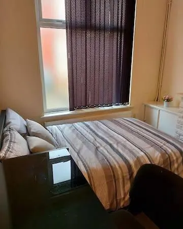 Homestay Bright And Spacious Double Room-1