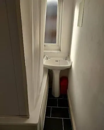 Bright And Spacious Double Room-1 * Manchester