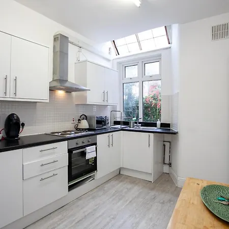 別荘 The Safari House - Your Ultimate Relaxation Destination