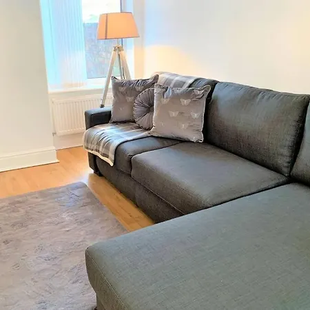 Дом отдыха Trafford/manchester Modern 3 Bedroom House Slps 8