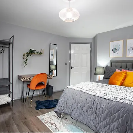 Apartment Trafford Place *