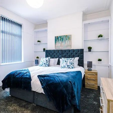 The Exquisite House Of Sleeps 10 Lägenhet Manchester