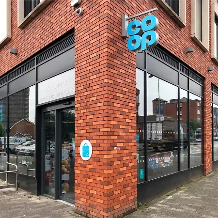 Trendy 2Br Close To Media City University Of Salford & City Center Apartment *