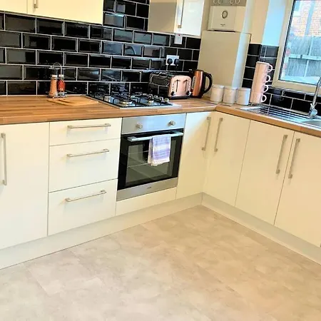 Trafford/manchester Modern 3 Bedroom House Slps 8 Дом отдыха
