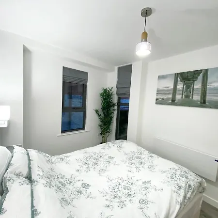 One Bed - Centre *