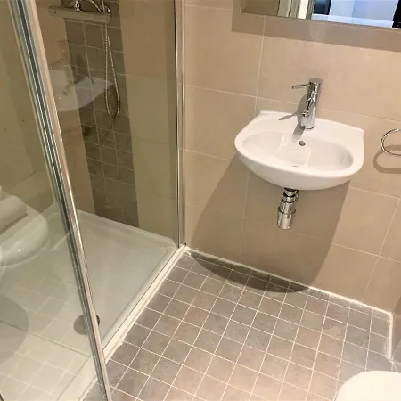 Luxury Central Sleeps 2