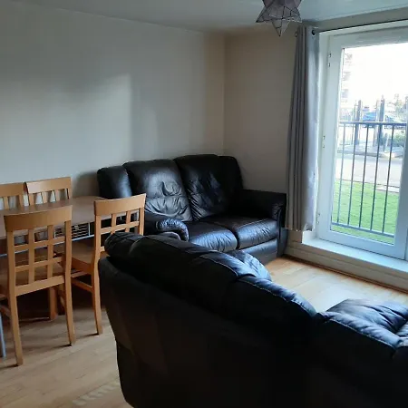Bright Chorlton With 43 Inch Tv