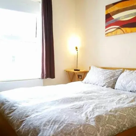 2-double Bed **townhouse** Holiday home Manchester