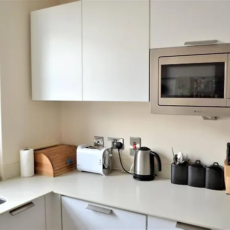 Holiday home 2-double Bed **townhouse** Manchester